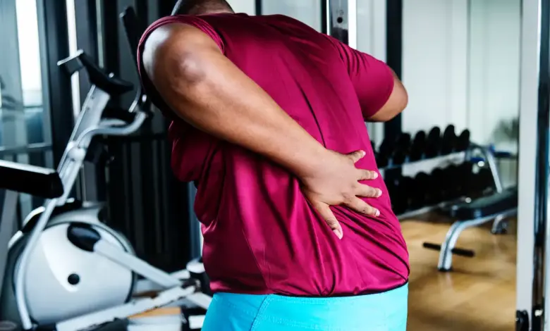 O que uma pessoa com problema de coluna sente